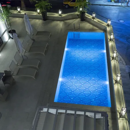 Hotel Ena Boutique & Residences 4*