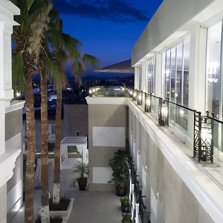 ホテル Ena Boutique & Residences ボドルム