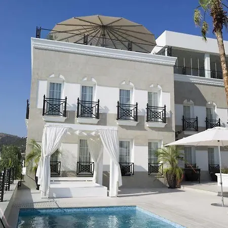 Hotel Ena Boutique Hotel&residences 4*