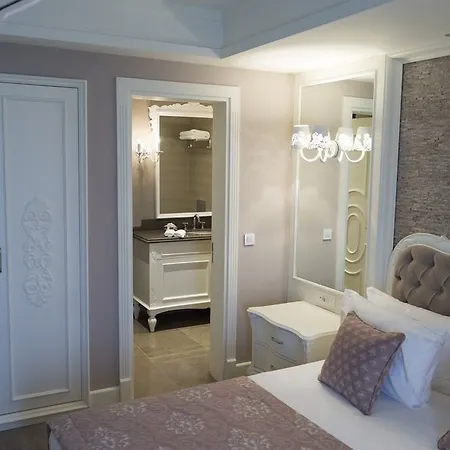 Ena Boutique Hotel&residences 4*