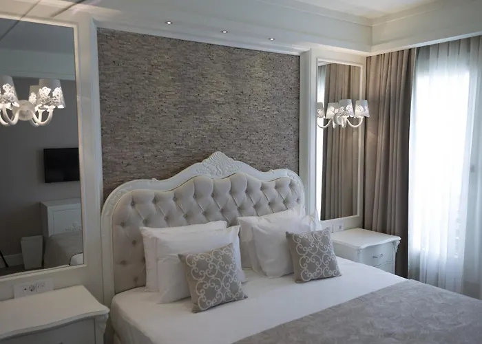 호텔 Ena Boutique & Residences
