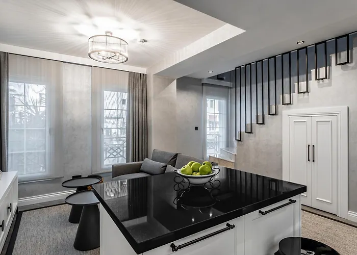 호텔 Ena Boutique & Residences 4*