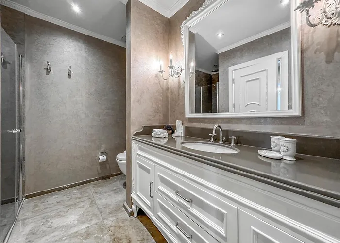 호텔 Ena Boutique & Residences 4*