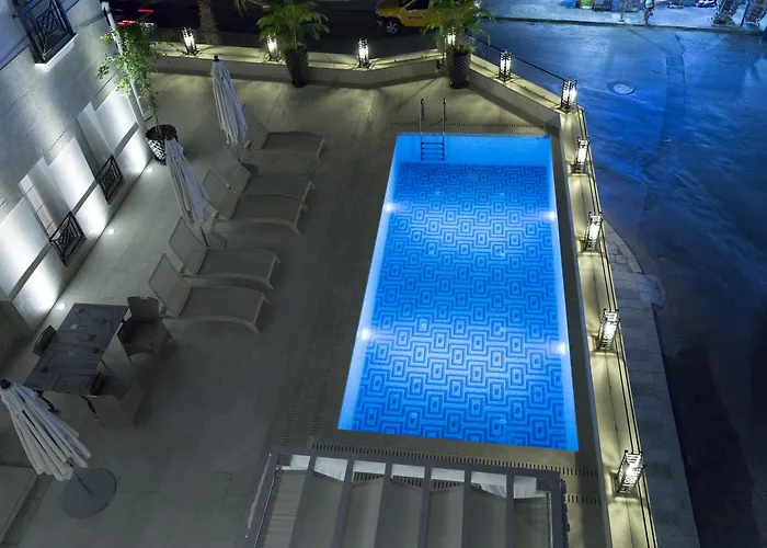 호텔 Ena Boutique & Residences 4*