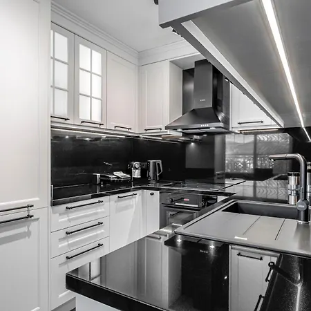 Ena Boutique & Residences Ξενοδοχείο 4*